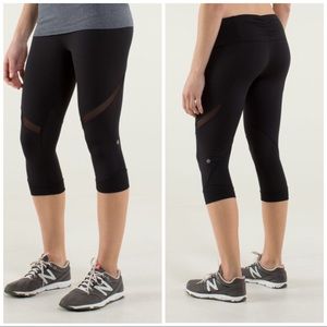 Lululemon Core Kicker Crop Black Capri Leggings